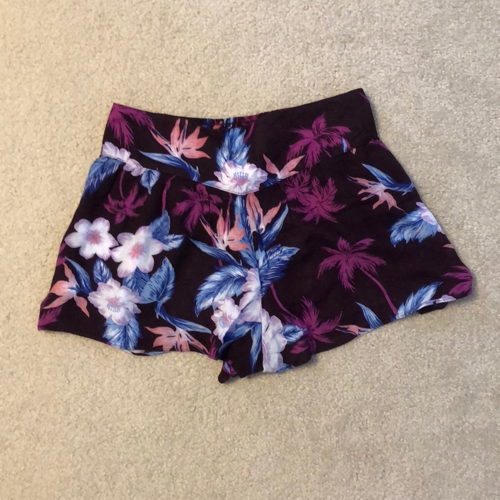 American Eagle - Shorts